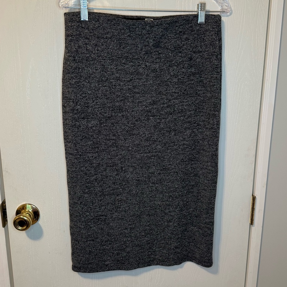 Old Navy Charcoal Pencil Skirt